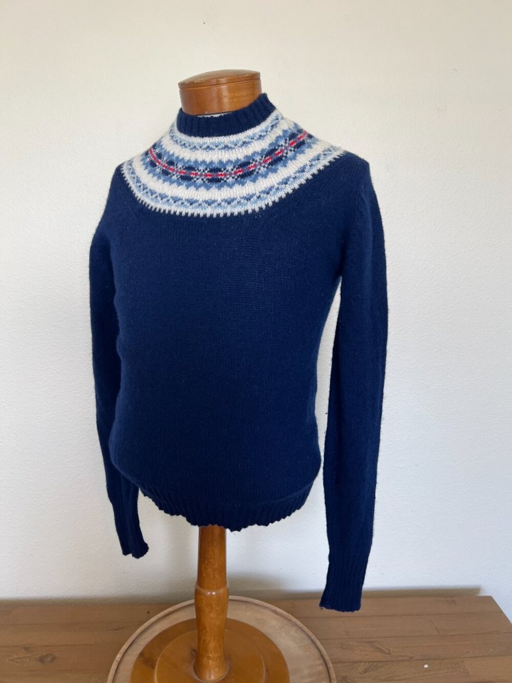 80's L.L.Bean Shetland Wool Fair Isle Sweater - Navy - Size 36 - Picture 3 of 13